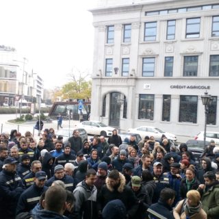 Post of Serbia workers protest in Novi Sad: “there is no surrender, we'll be victorious”
