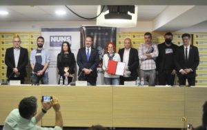 The Independent Journalists’ Association of Serbia awarded Mašina with a special plaque for coverage of workers’ rights in Serbia